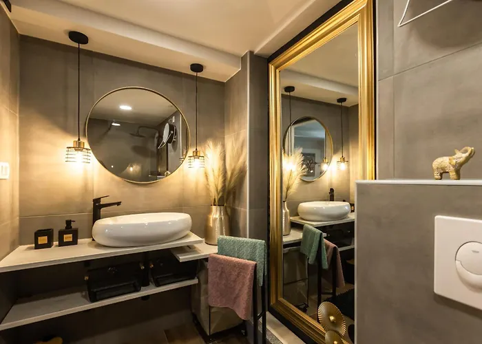 Deluxe Roma Ii Apartment *