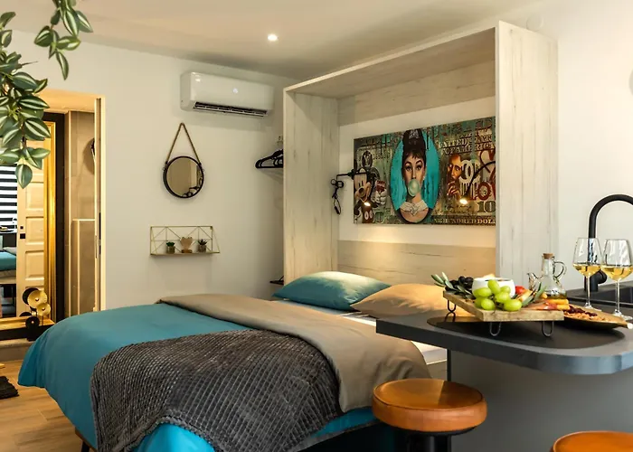 Deluxe Roma Ii Apartment *