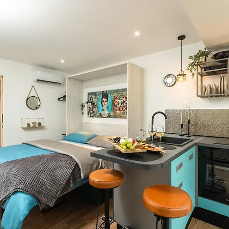 Deluxe Roma Ii イモツキ